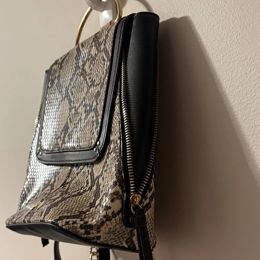 🏡 NWOT Call It Spring Faux Snakeskin Pattern Backpack  - Tan & Black - OS